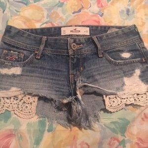 Hollister shorts size 00